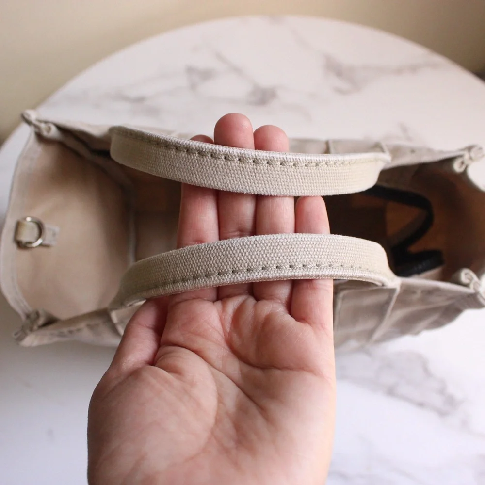 Marc Jacobs Small Tote Bag Beige - Picture 7 of 13
